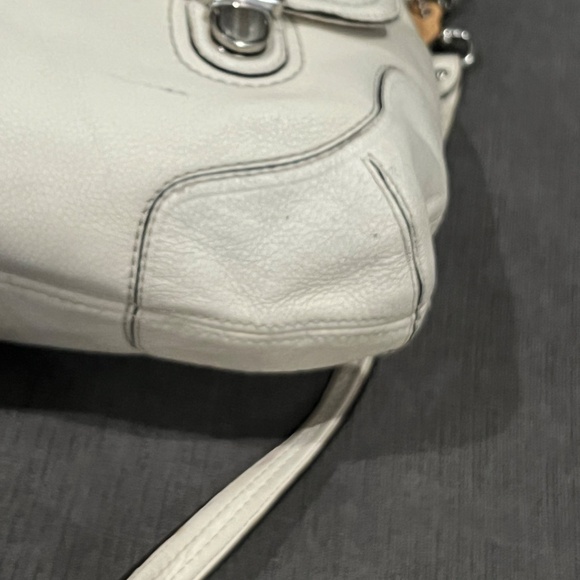 Coach Leather Hobo Shoulder Bag #22423 - Picture 5 of 12